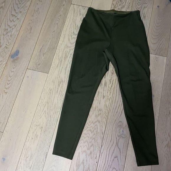 Banana Republic High Rise Skinny Petite Leggings Bundle. Green, Grey, Black. - Picture 5 of 5